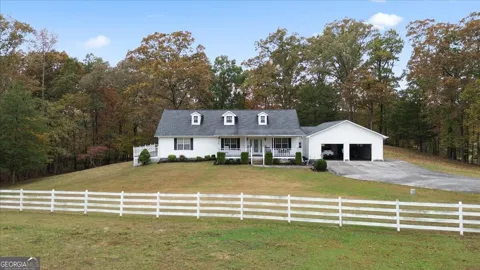 871 Robinson RD