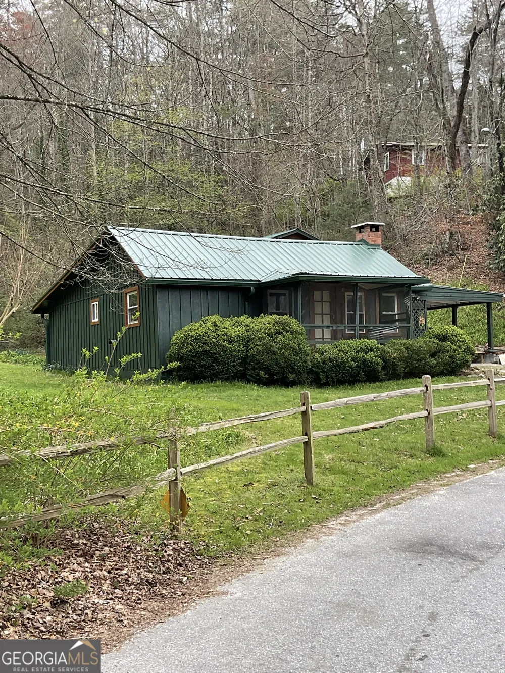 138 Taylors Chapel RD Rabun Gap, GA 30568