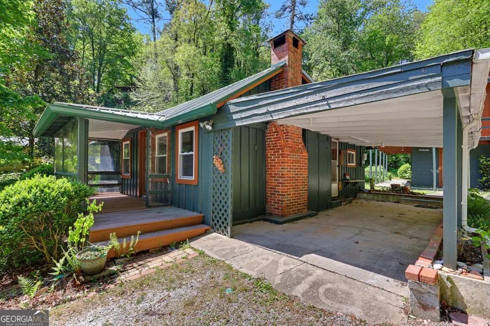 138 Taylors Chapel RD Rabun Gap, GA 30568