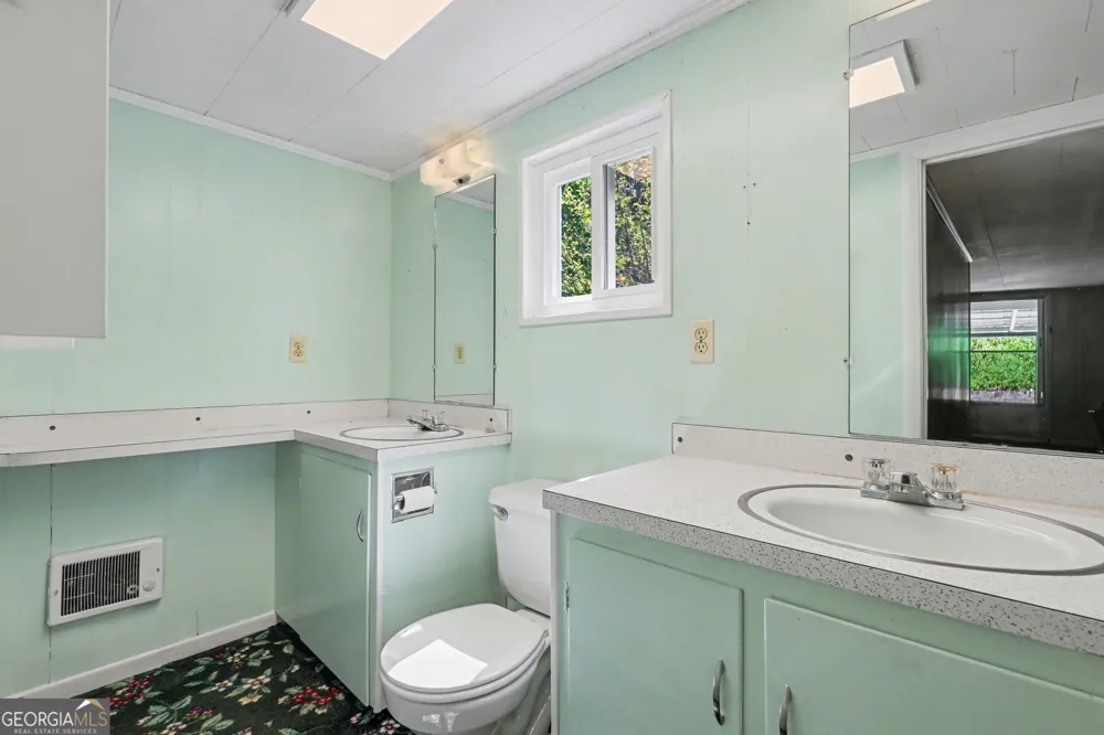 138 Taylors Chapel RD Rabun Gap, GA 30568