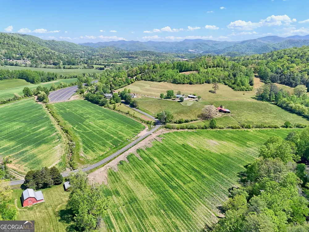 138 Taylors Chapel RD Rabun Gap, GA 30568