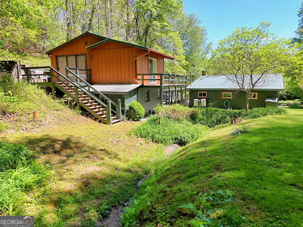138 Taylors Chapel RD Rabun Gap, GA 30568