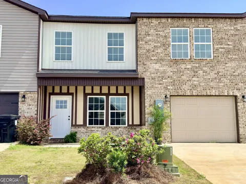 212 Beau Claire CIR