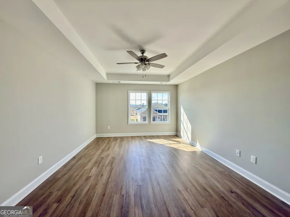212 Beau Claire CIR Byron, GA 31008