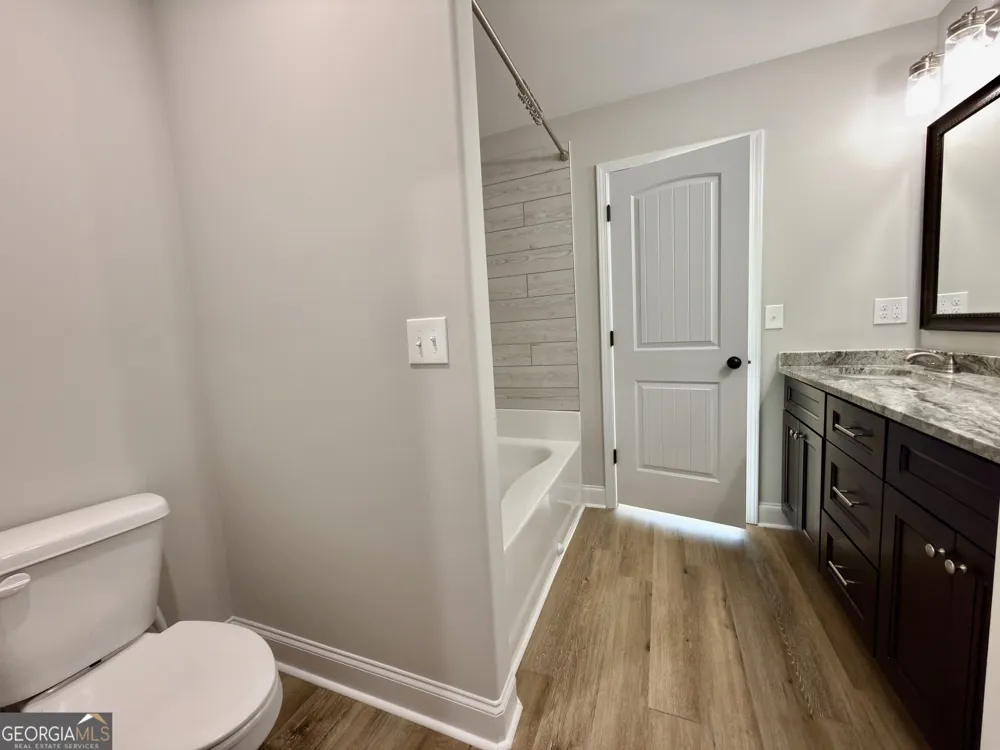 212 Beau Claire CIR Byron, GA 31008
