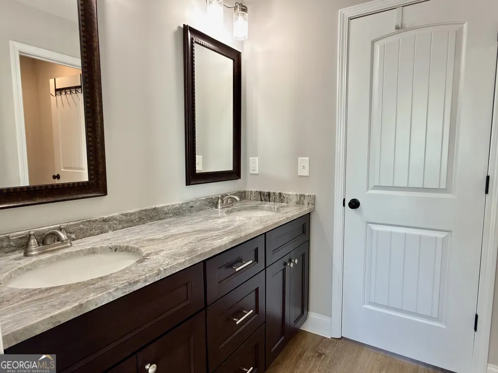 212 Beau Claire CIR Byron, GA 31008