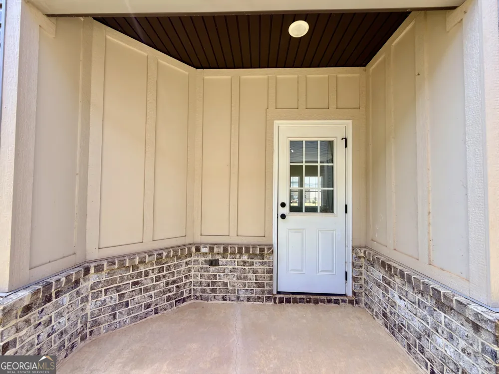 212 Beau Claire CIR Byron, GA 31008