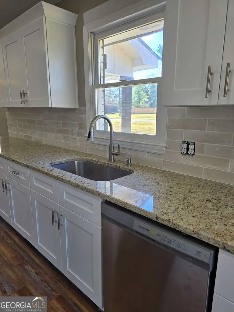 123 Preston DR Fitzgerald, GA 31750