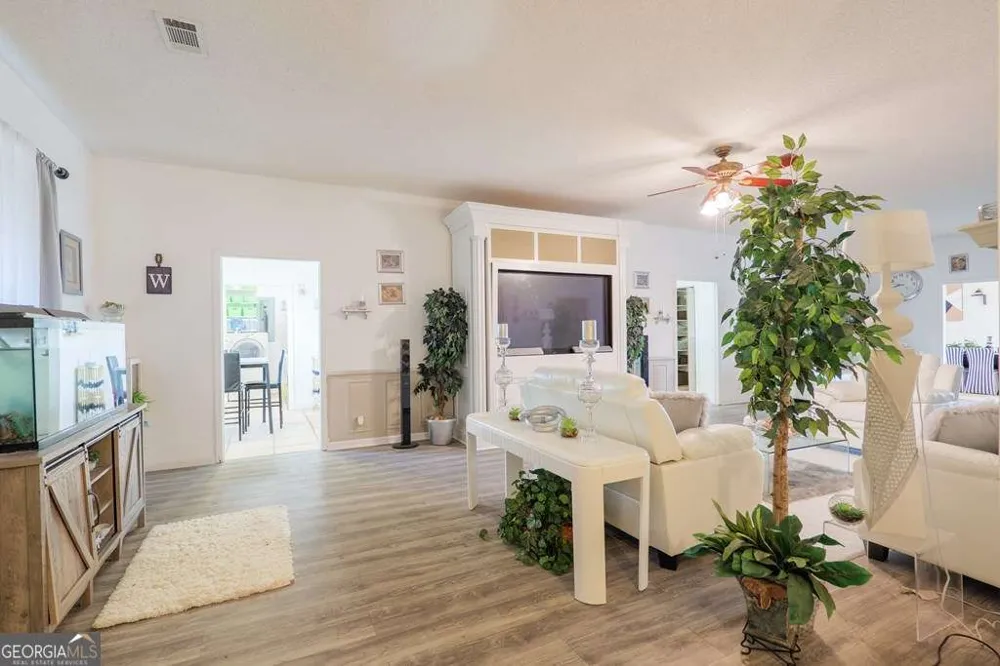 3473- 3807 Kay CIR Valdosta, GA 31606