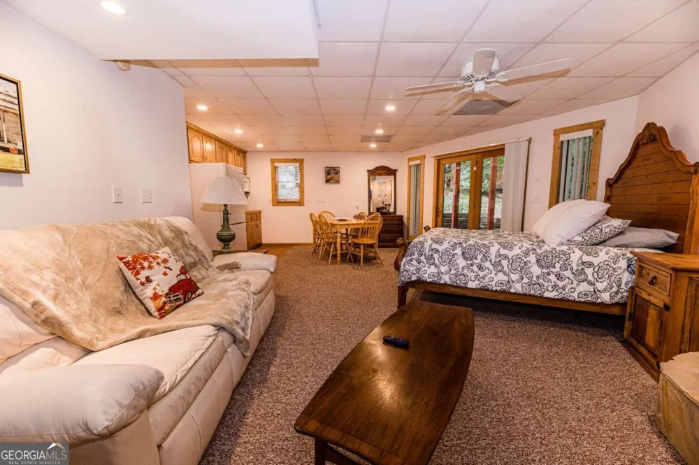 15 Alm Strasse Helen, GA 30545