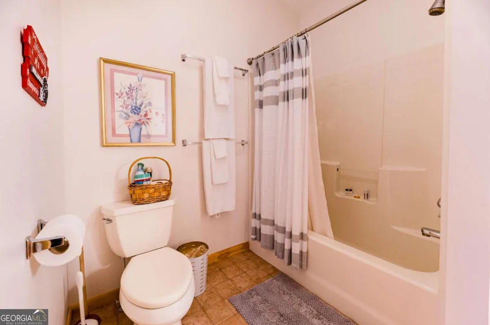 15 Alm Strasse Helen, GA 30545