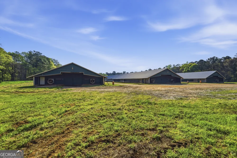 125 Walker Gresham RD Stephens, GA 30667