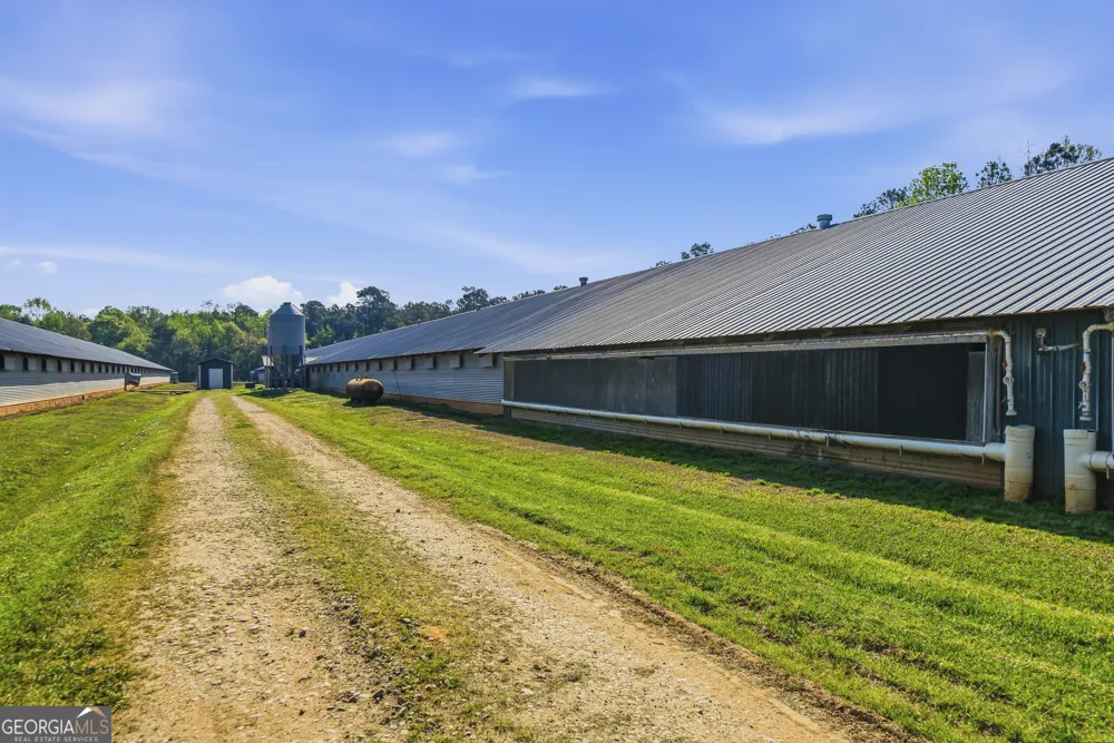 125 Walker Gresham RD Stephens, GA 30667