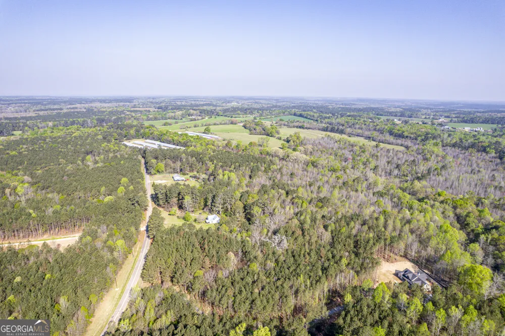 125 Walker Gresham RD Stephens, GA 30667