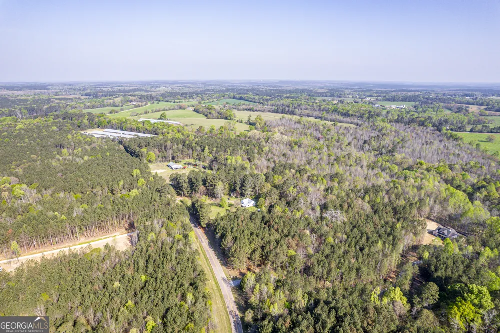 125 Walker Gresham RD Stephens, GA 30667