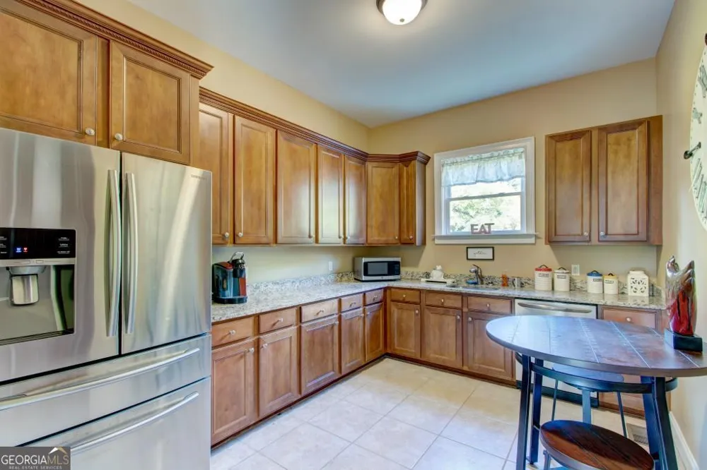 6190 Crestline DR Dawsonville, GA 30534