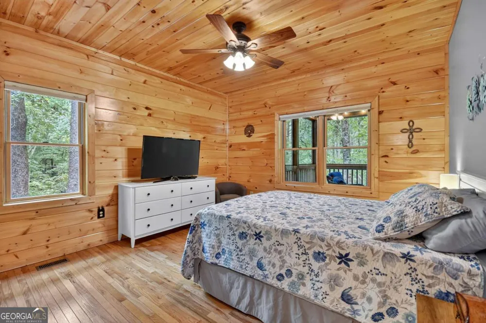 2587 Goose Island RD Cherry Log, GA 30522