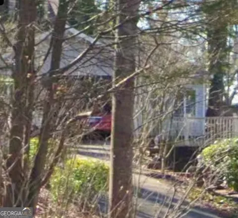 3666 Lakewood CT