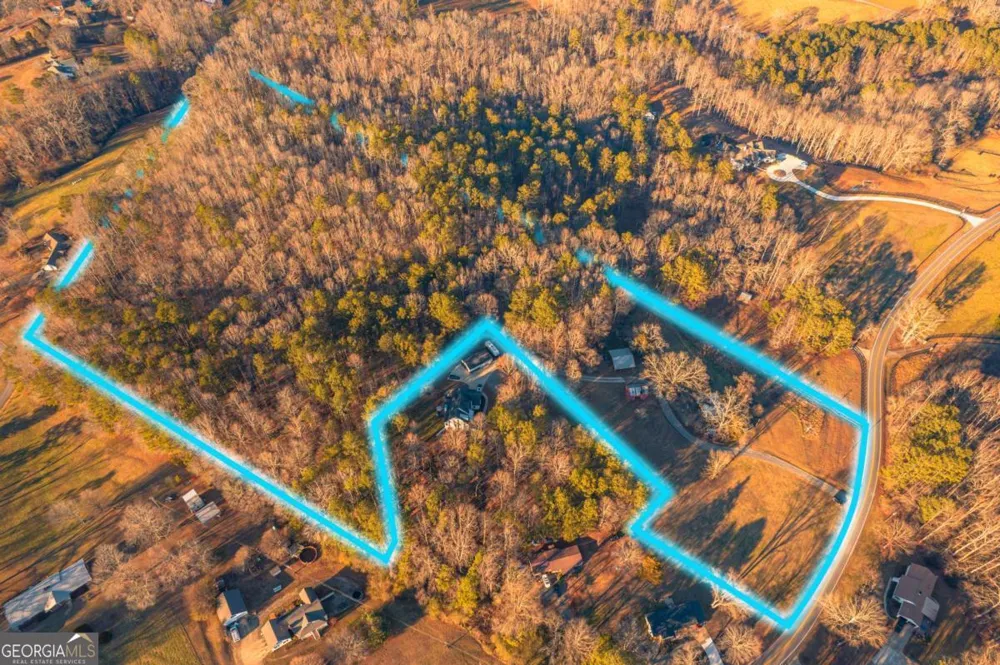 873 Long RD Ball Ground, GA 30107