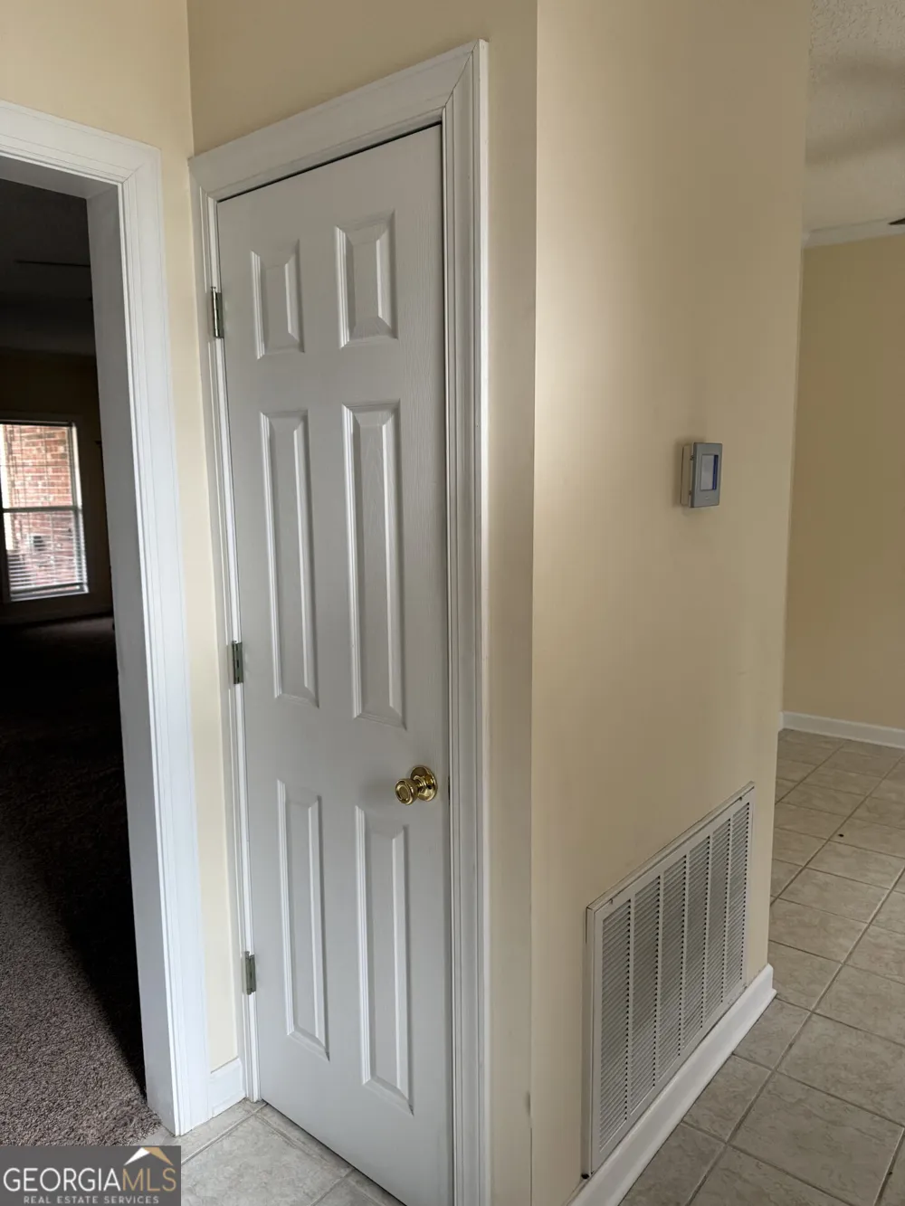102 Oak CIR Glennville, GA 30427