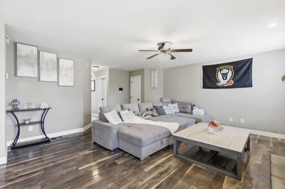 729 Backwind Ln Clarksville, TN 37040