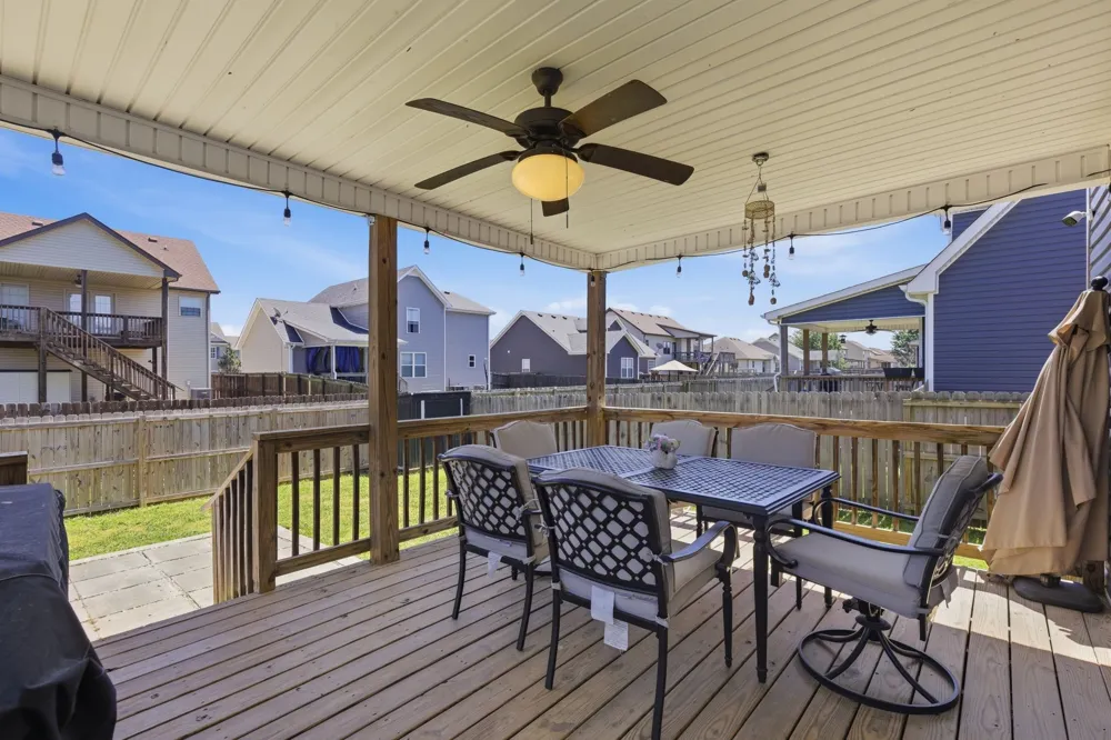 729 Backwind Ln Clarksville, TN 37040