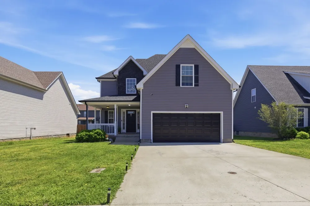 729 Backwind Ln Clarksville, TN 37040