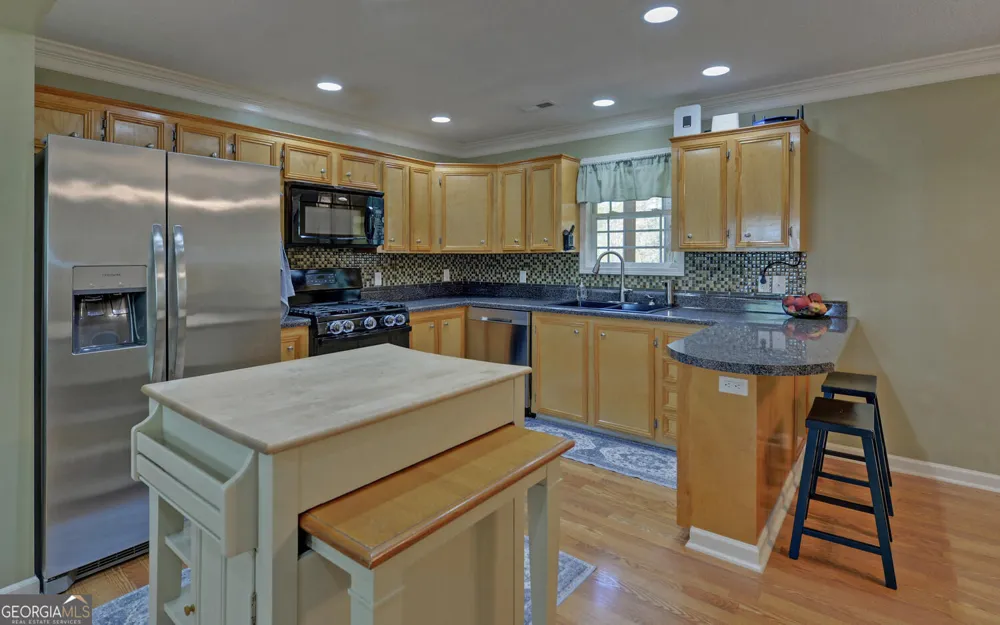 280 Willis RD Lavonia, GA 30553
