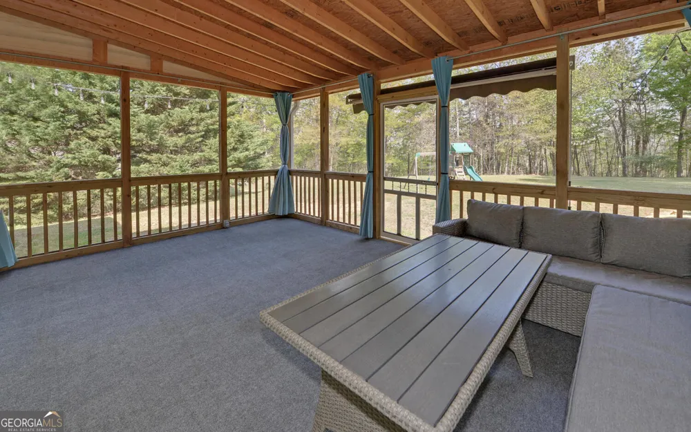 280 Willis RD Lavonia, GA 30553