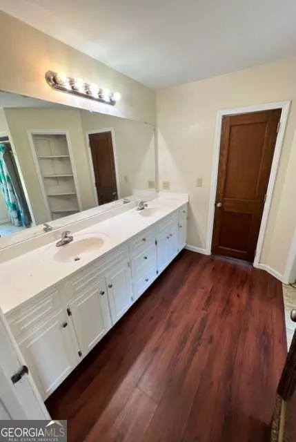 1716 Hatch PKWY N Baxley, GA 31513