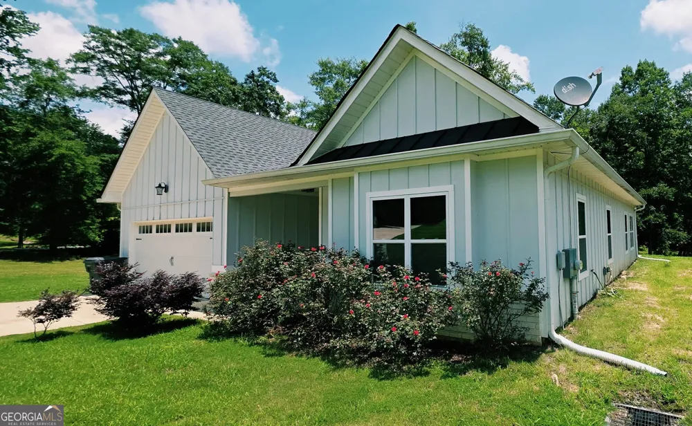 222 Cedar Valley DR Wedowee, AL 26278