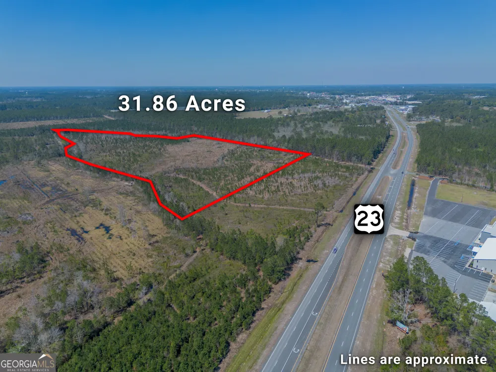 0 MEMORIAL DR Waycross, GA 31503
