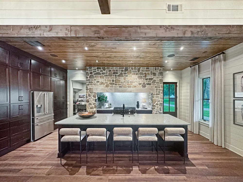 30 Farmstead LN Chattahoochee Hills, GA 30268