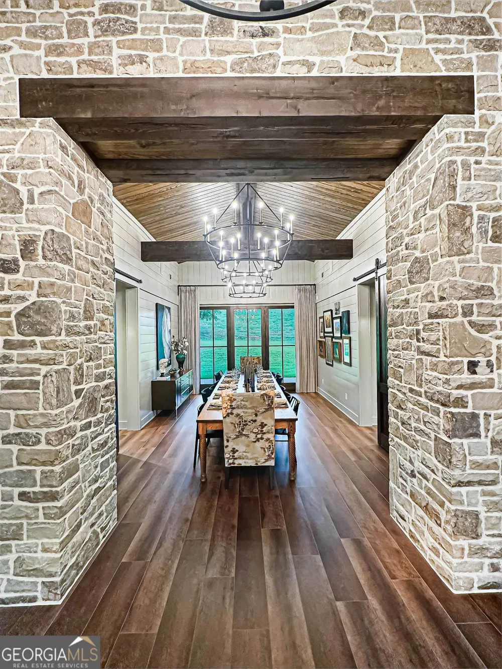 15 Farmstead LN Chattahoochee Hills, GA 30268