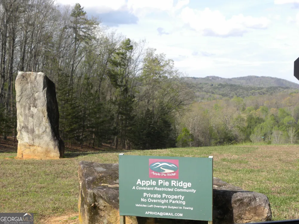 LOT 25 Planters Knoll Baldwin, GA 30511