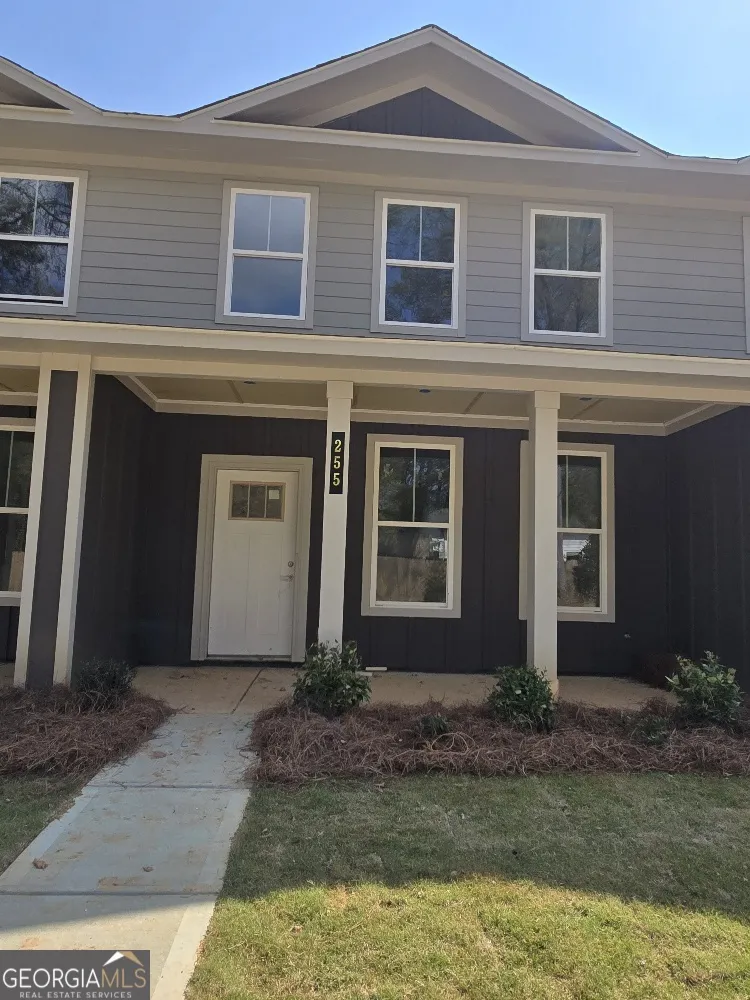 255 Maddux ST Fayetteville, GA 30214