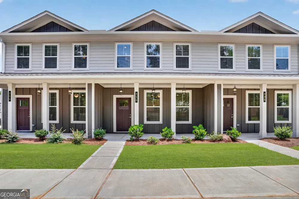 255 Maddux ST Fayetteville, GA 30214