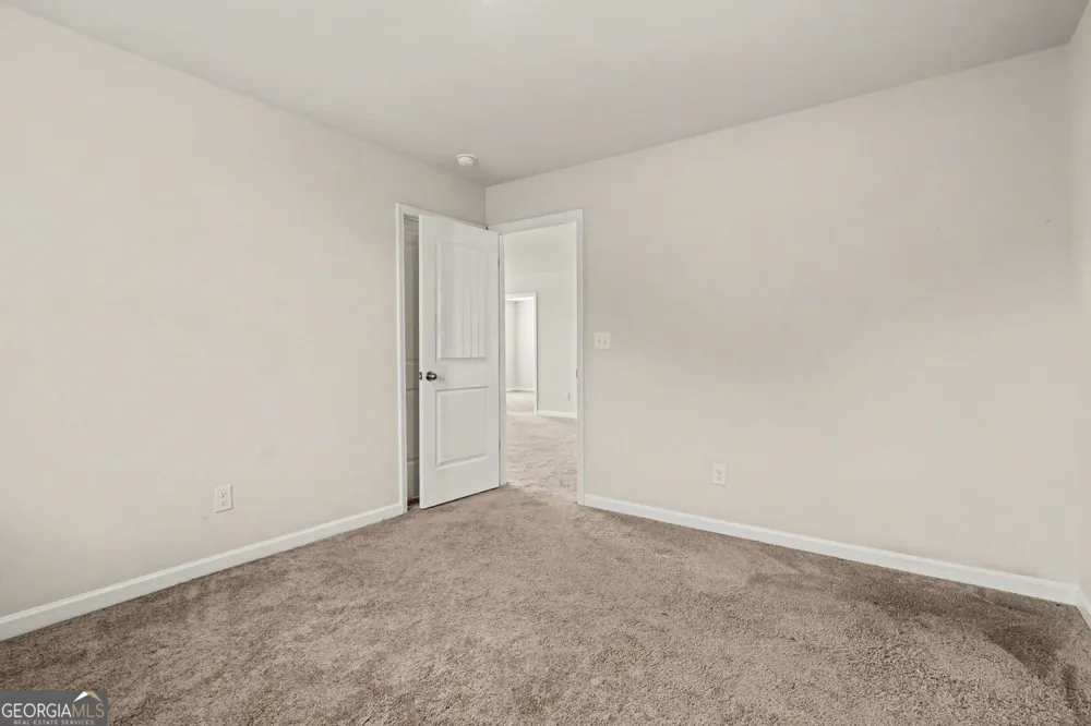 318 W Sandy Creek DR Covington, GA 30014