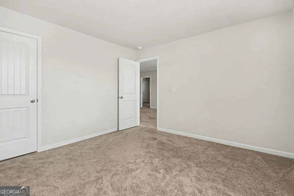 318 W Sandy Creek DR Covington, GA 30014