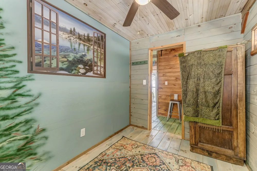 7896 Old State RD Menlo, GA 30731