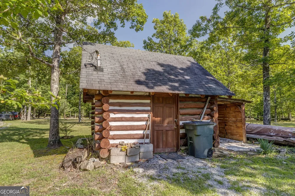 7896 Old State RD Menlo, GA 30731