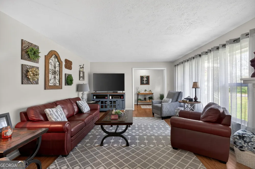 57 Parker ST Lineville, AL 36266