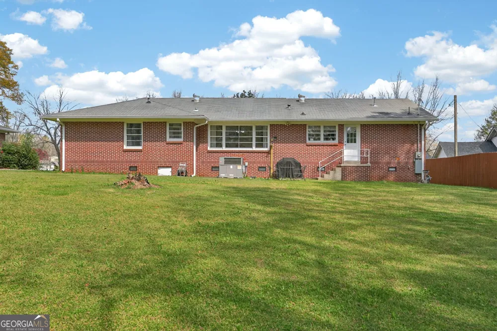 57 Parker ST Lineville, AL 36266
