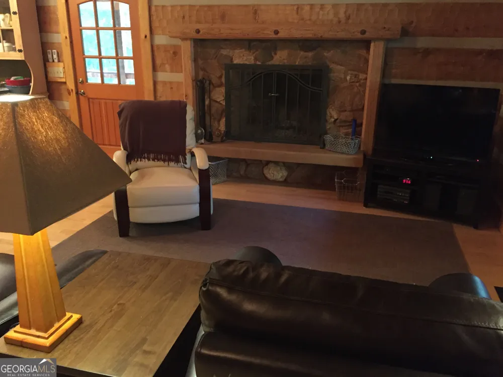 429 Frank Kelley RD Canon, GA 30520