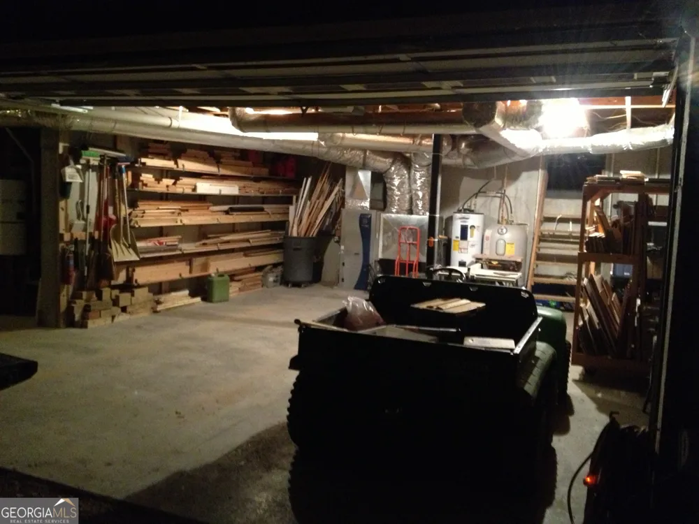 429 Frank Kelley RD Canon, GA 30520