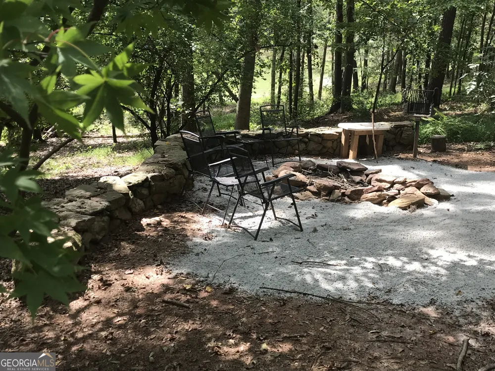 429 Frank Kelley RD Canon, GA 30520