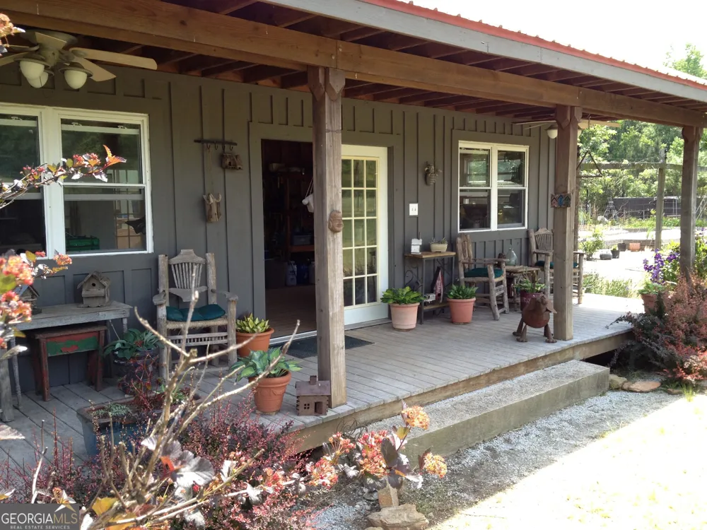 429 Frank Kelley RD Canon, GA 30520