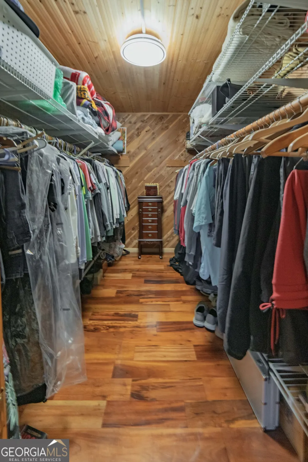 369 Deals Gap RD Robbinsville, NC 28771