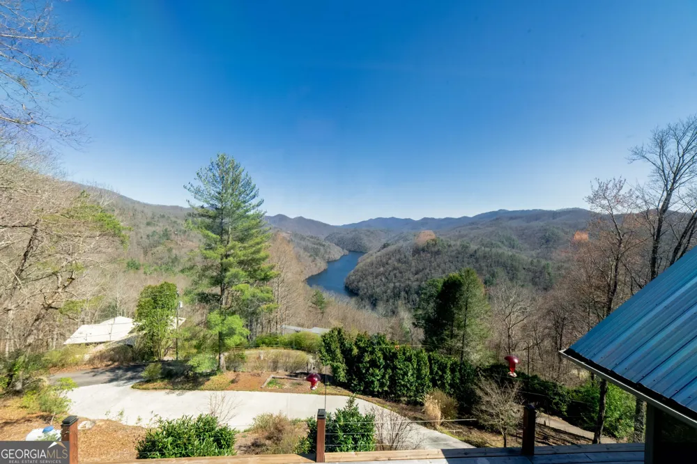 369 Deals Gap RD Robbinsville, NC 28771