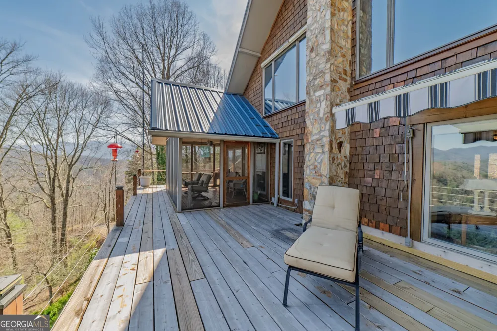 369 Deals Gap RD Robbinsville, NC 28771